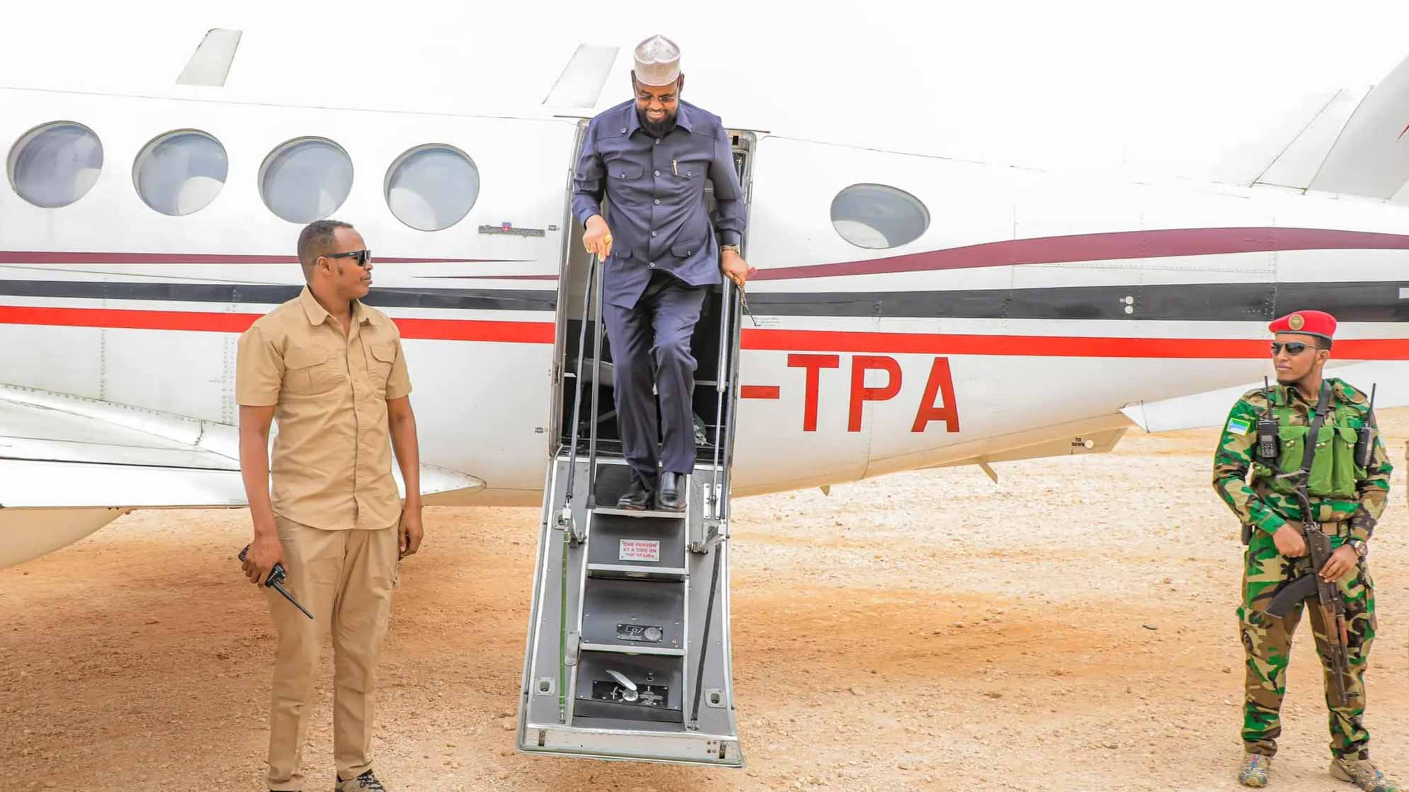 Jubaland leader travels to Kenya, defying air embargo imposed by Somalia’s government