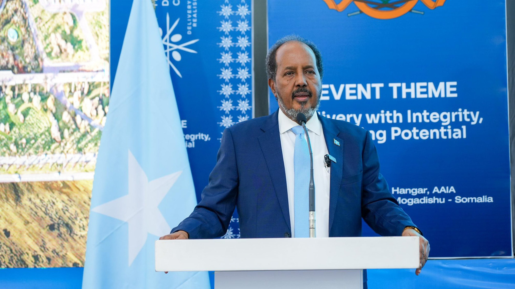 Somalia’s president urges police to brace for Somalia’s first election in 56 years 