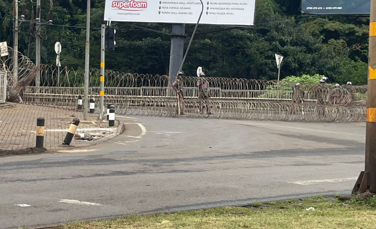 Heavy Police Presence Locks Kenyans Out of Nairobi CBD Despite Government Warning